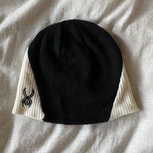 Black and white Spyder knit beanie